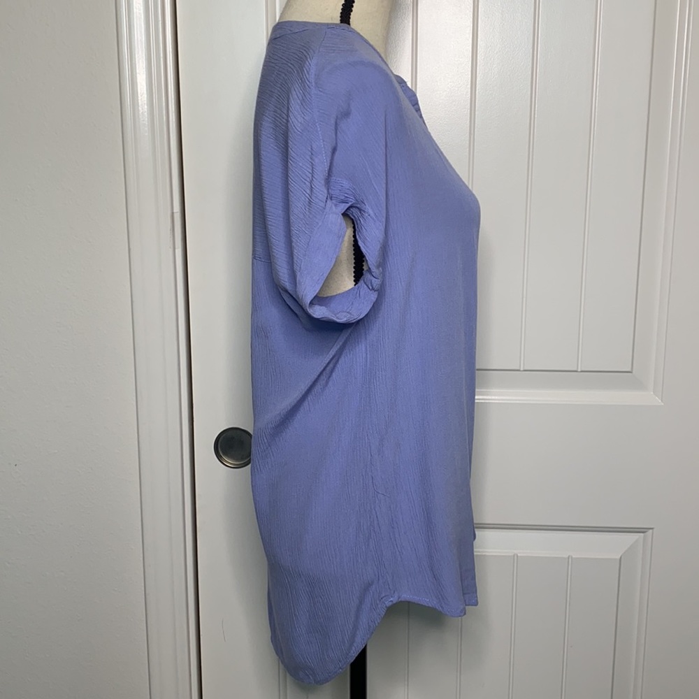 BeachLunchLounge lavender v neck blouse - Picture 5 of 12